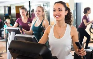 women joining gym